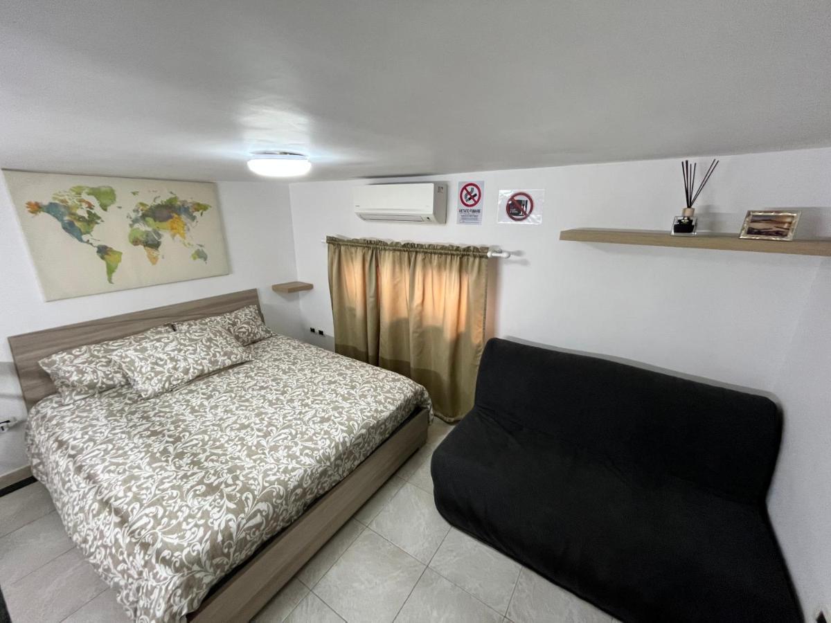 Regy Bed and Breakfast Napels Buitenkant foto