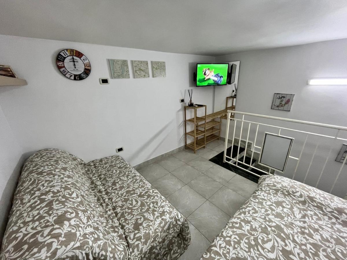 Regy Bed and Breakfast Napels Buitenkant foto
