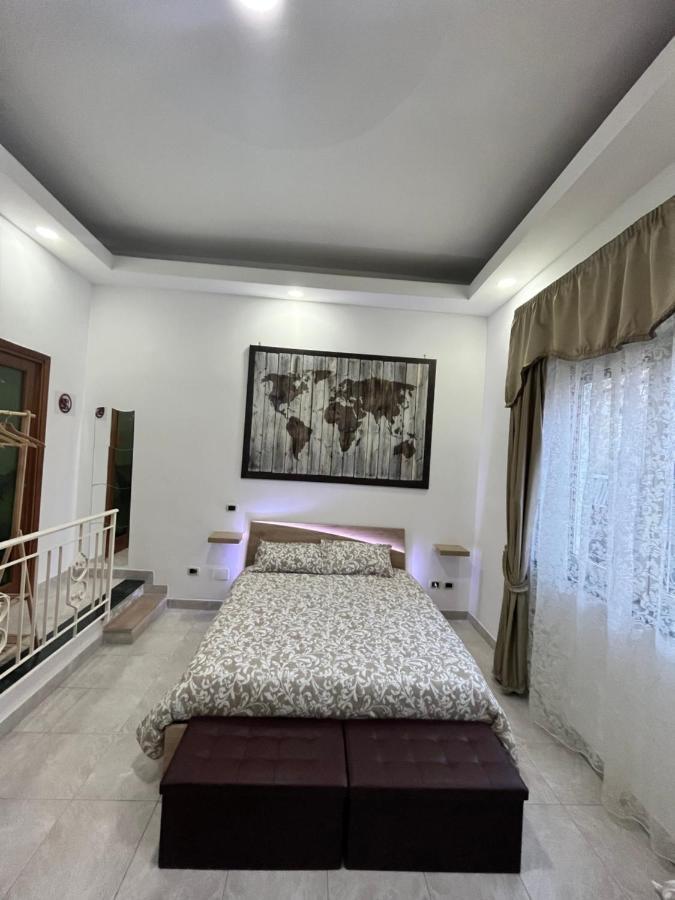 Regy Bed and Breakfast Napels Buitenkant foto